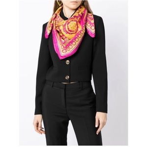 NEW Versace Barocco Print Silk Scarf Foulard Size 36”x35” New w/Tag $575